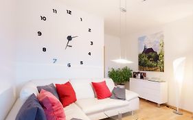 Wohnung mit Blick auf die Zitadelle Petersberg - 3 Zimmer